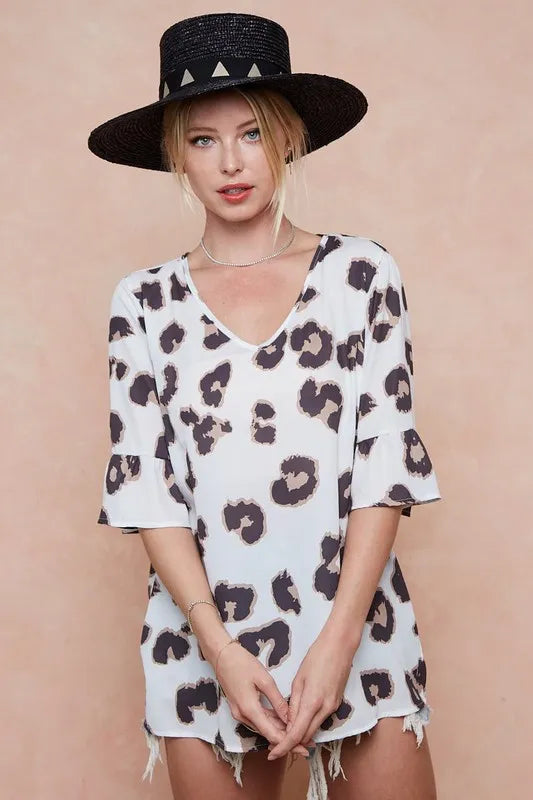 Leopard Printed V Neck Woven Top with Ruffled