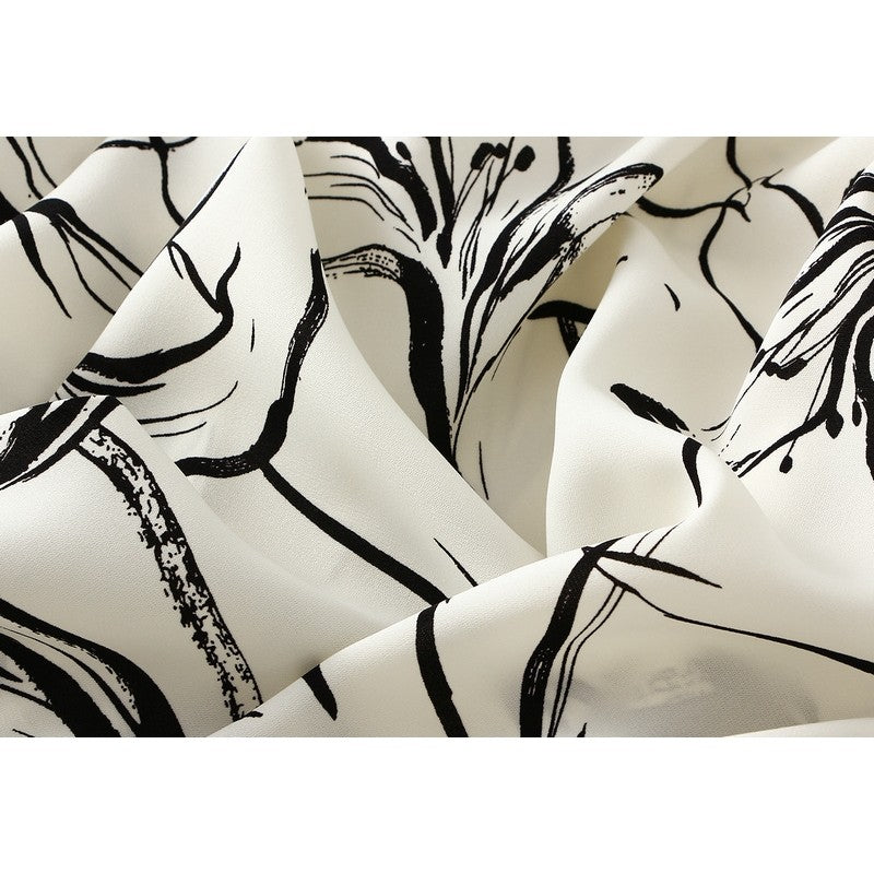 Sure! Here is an optimized title for your clothing product:

"Printed A-Line Skirt with Elastic Waistband