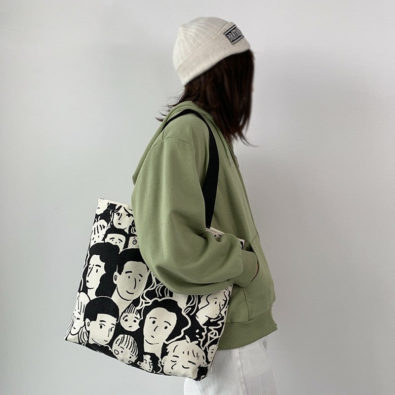 Literary Canvas Bag with Large Capacity and Single Shoulder Design