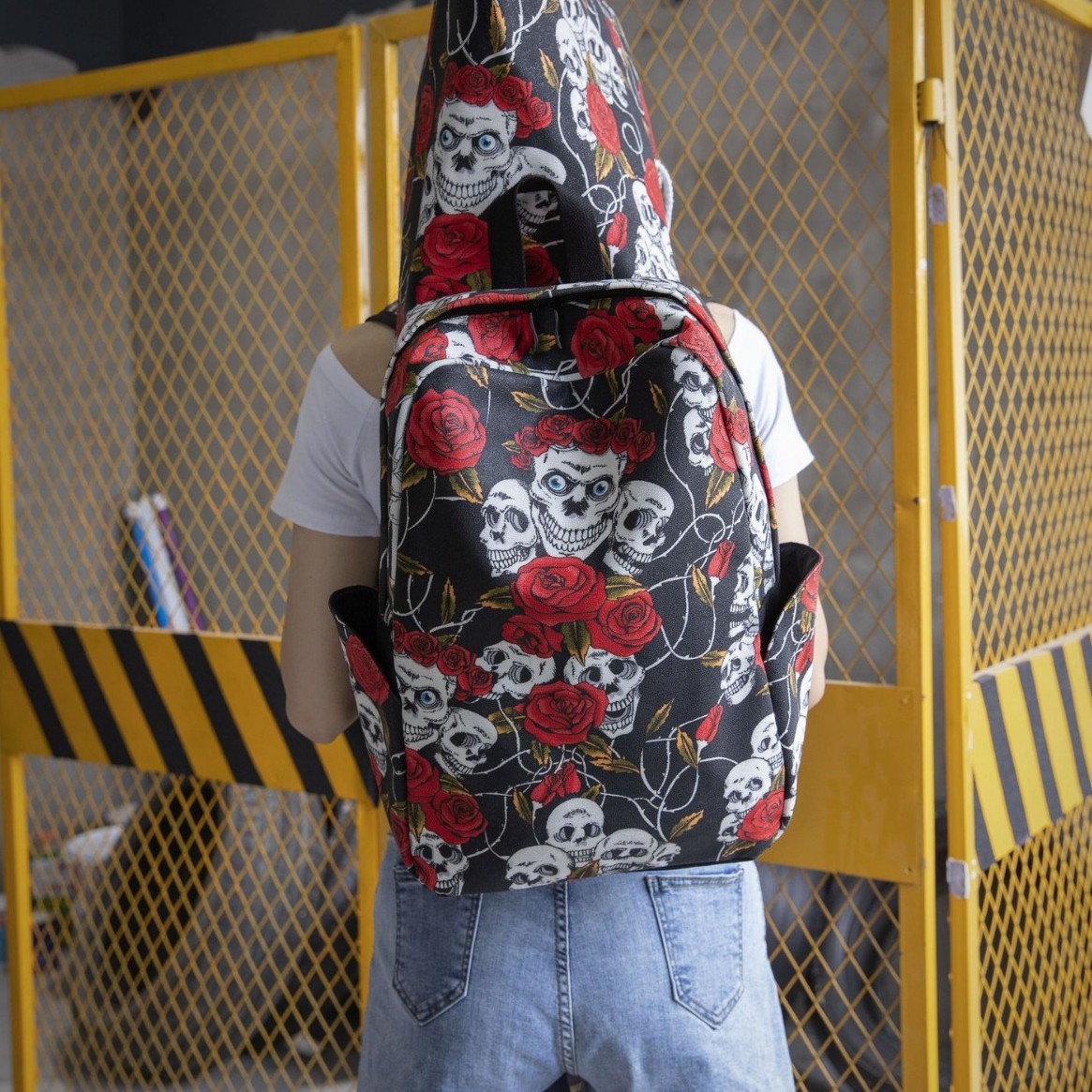 Skull & Rose Hooded Canvas Backpack – Women's Retro Gothic Travel Bag