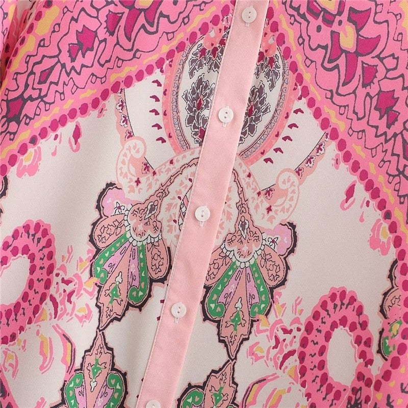 Stylish Oversized Shirt with Printed Collar