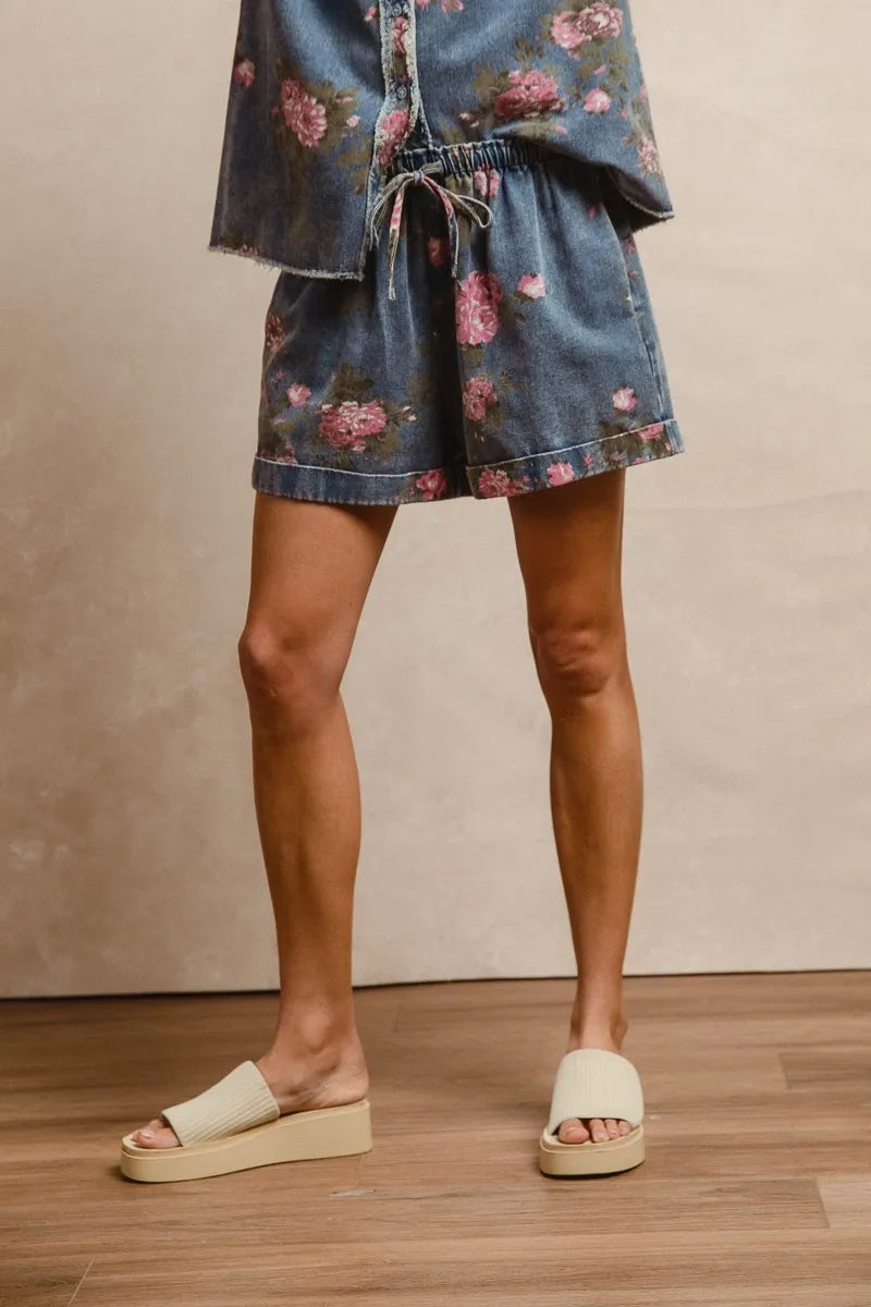 Floral Printed Denim Short Pants With Pocket