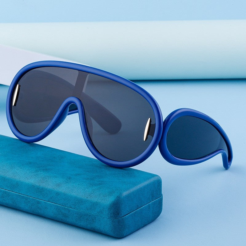 Sporty Oversized Sunglasses