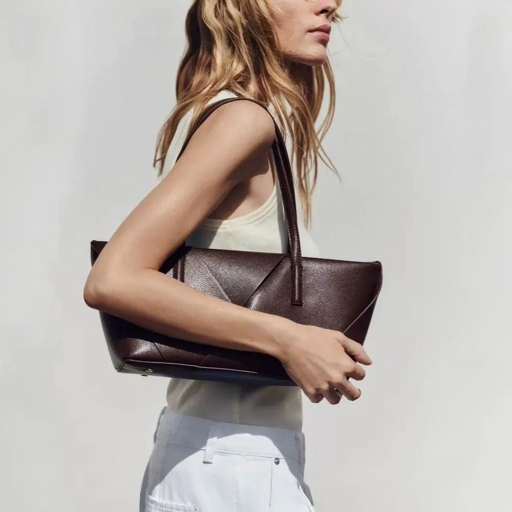 Gevora Leather Shoulder Bag
