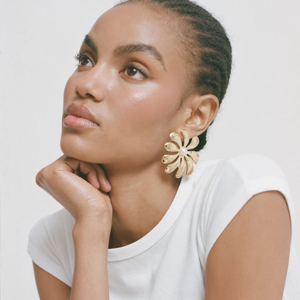 Golden Sunflower Pearl Earrings