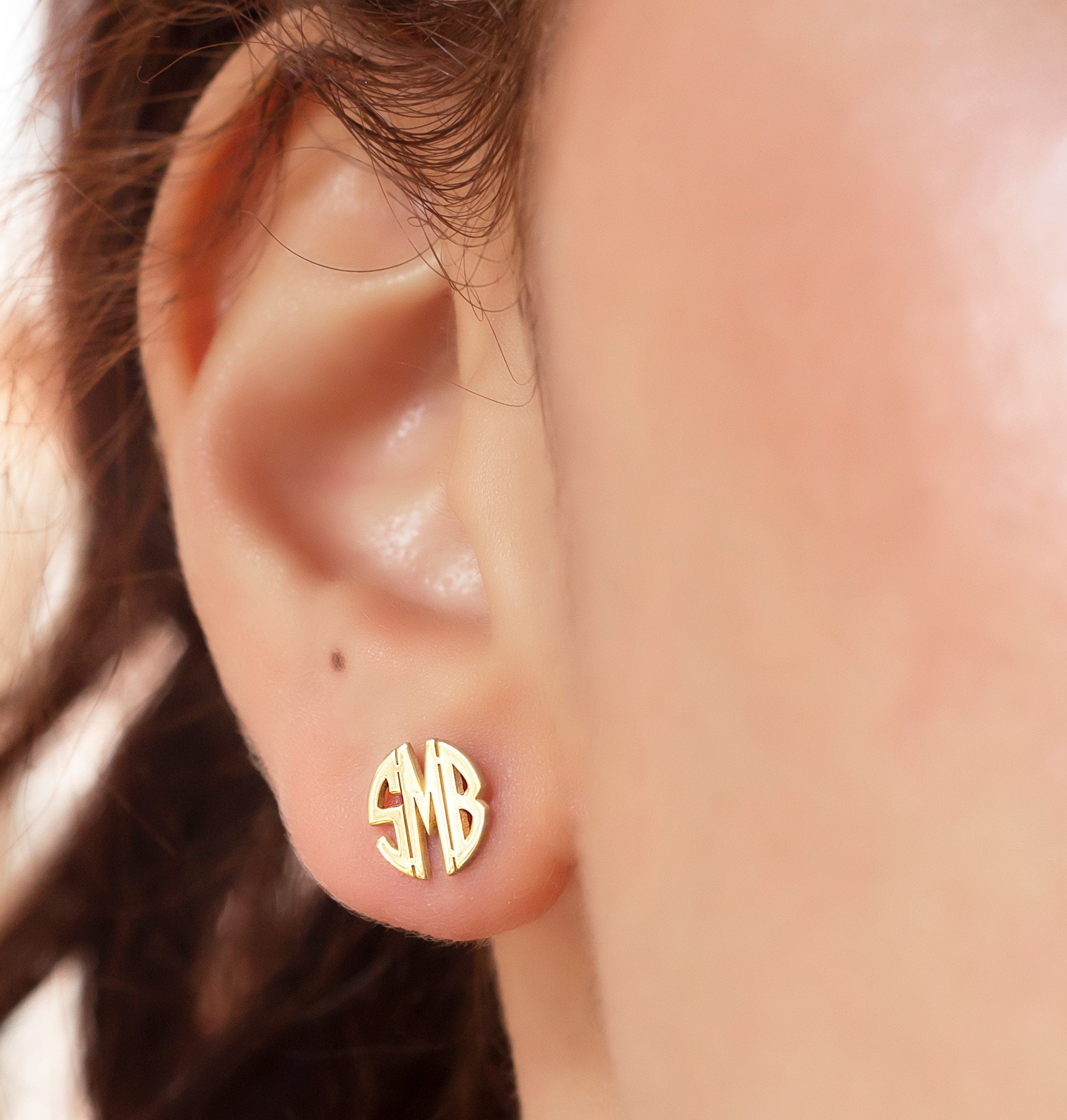 14K Gold Monogram Stud Earrings - Personalized Elegance for Every Occasion