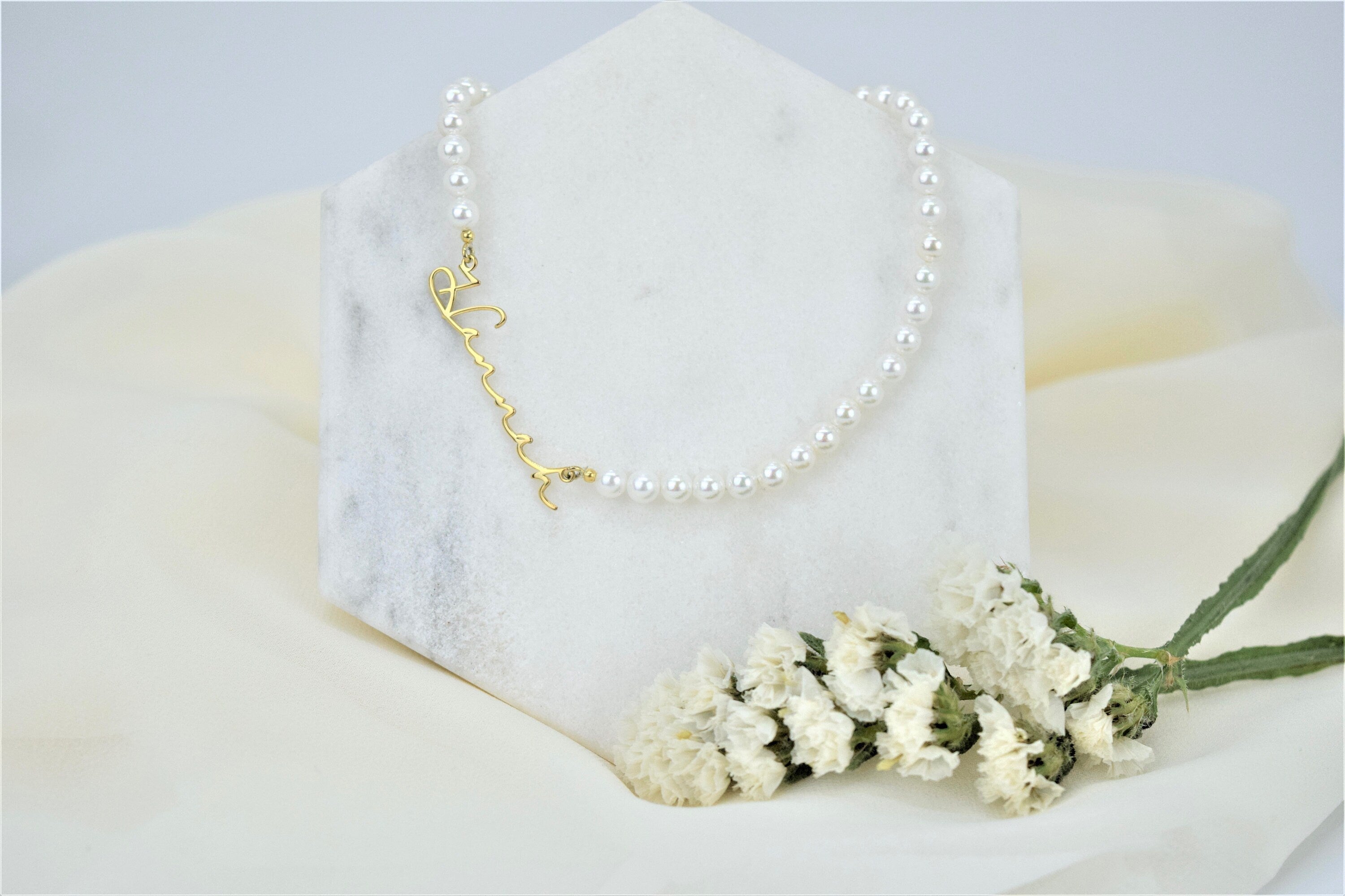 SilverGoldandRose Personalized Pearl Name Necklace - Handmade Jewelry Gift for Women