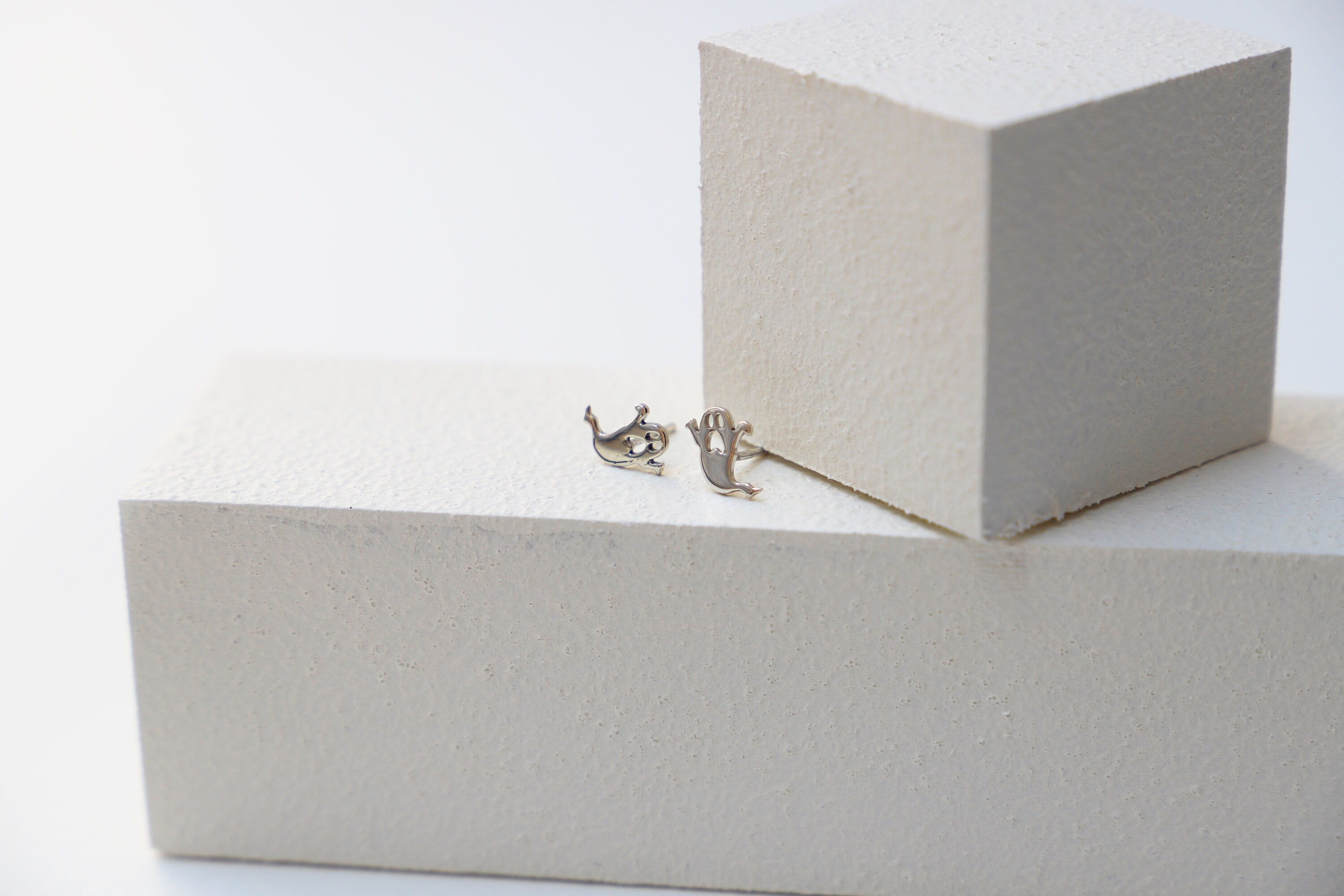 Ethereal Glam Ghost Stud Earrings with Dazzling Crystal Accents