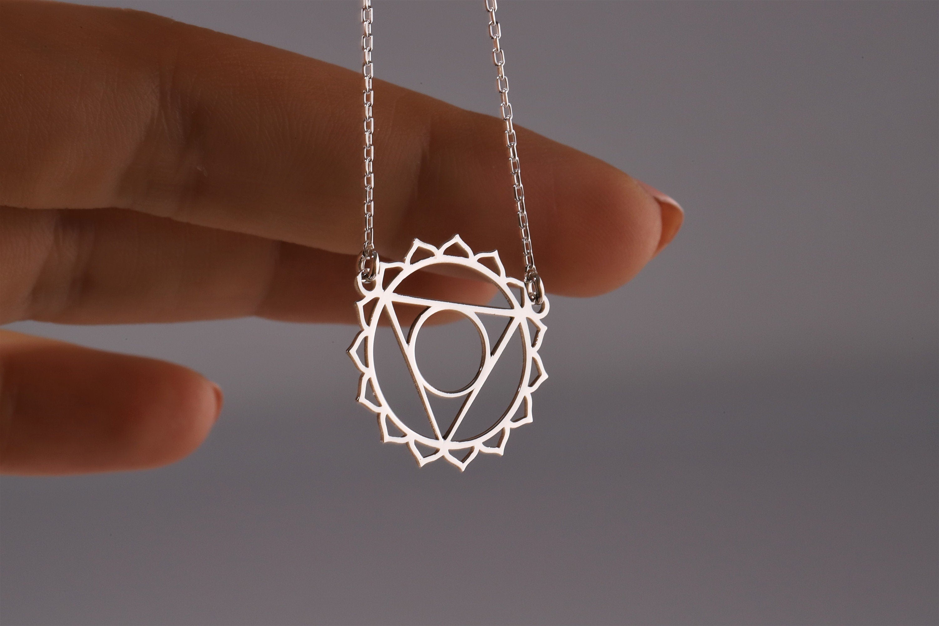 SpiritLift Throat Chakra Necklace - Elevate Your Voice & Embrace Your Truth