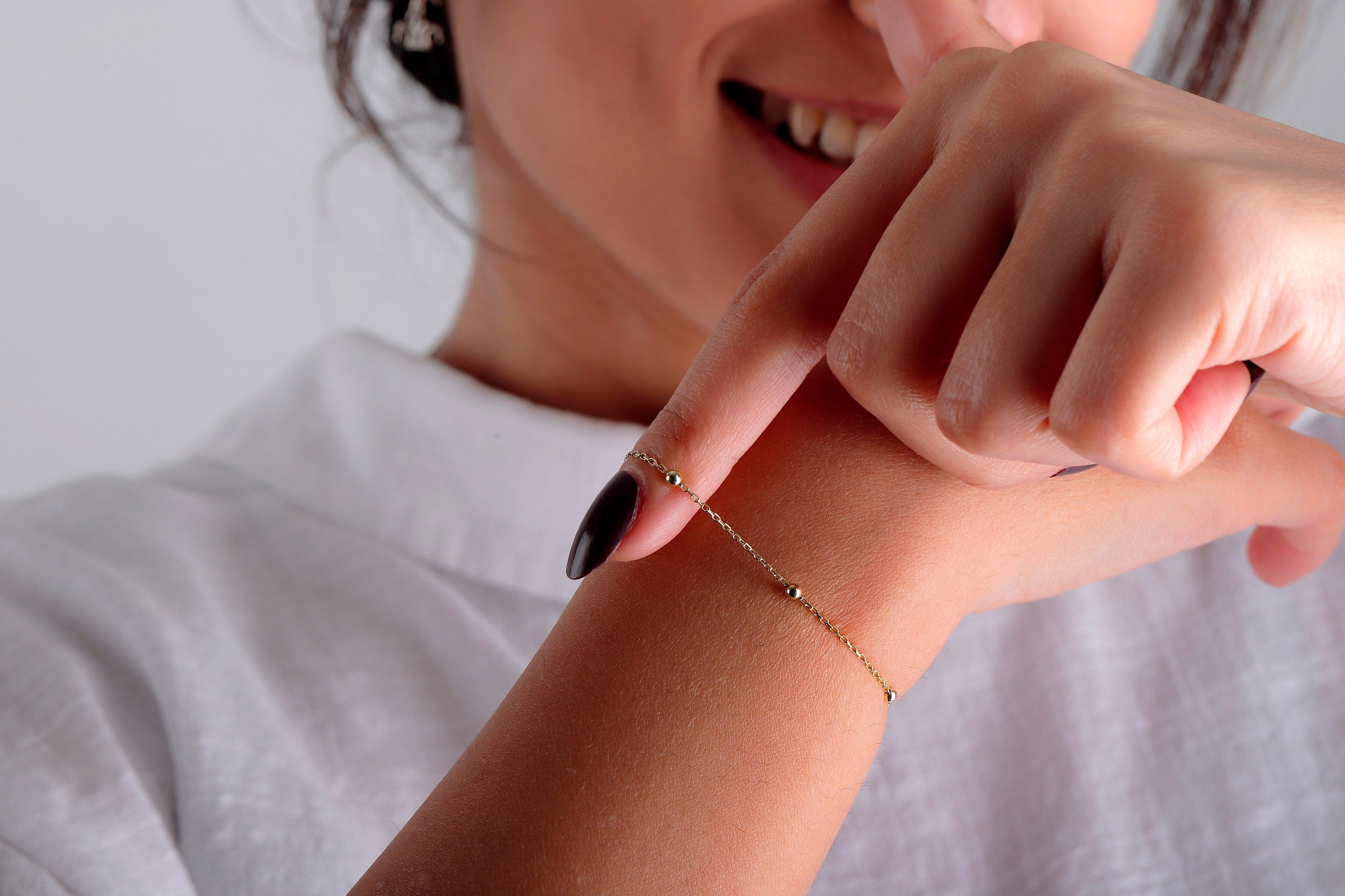 LuxeOrbit Satellite Chain Bracelets - Dazzling Celestial Design for Effortless Elegance