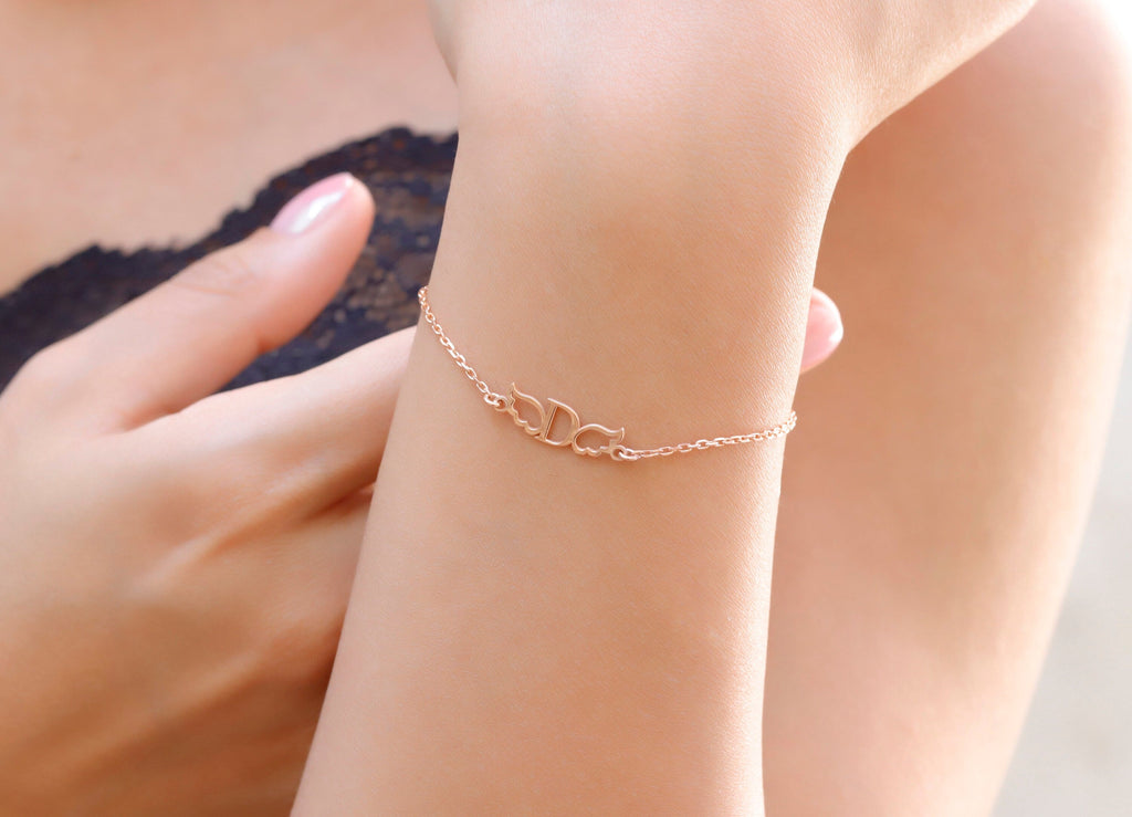 Angel Wing Initial Bracelet - Personalized Elegance for a Meaningful Connection
