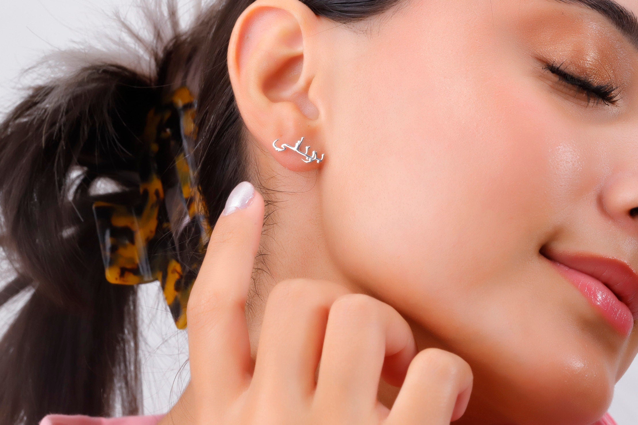 Personalized 14K Gold Arabic Name Stud Earrings - Dainty 925 Sterling Silver Jewelry