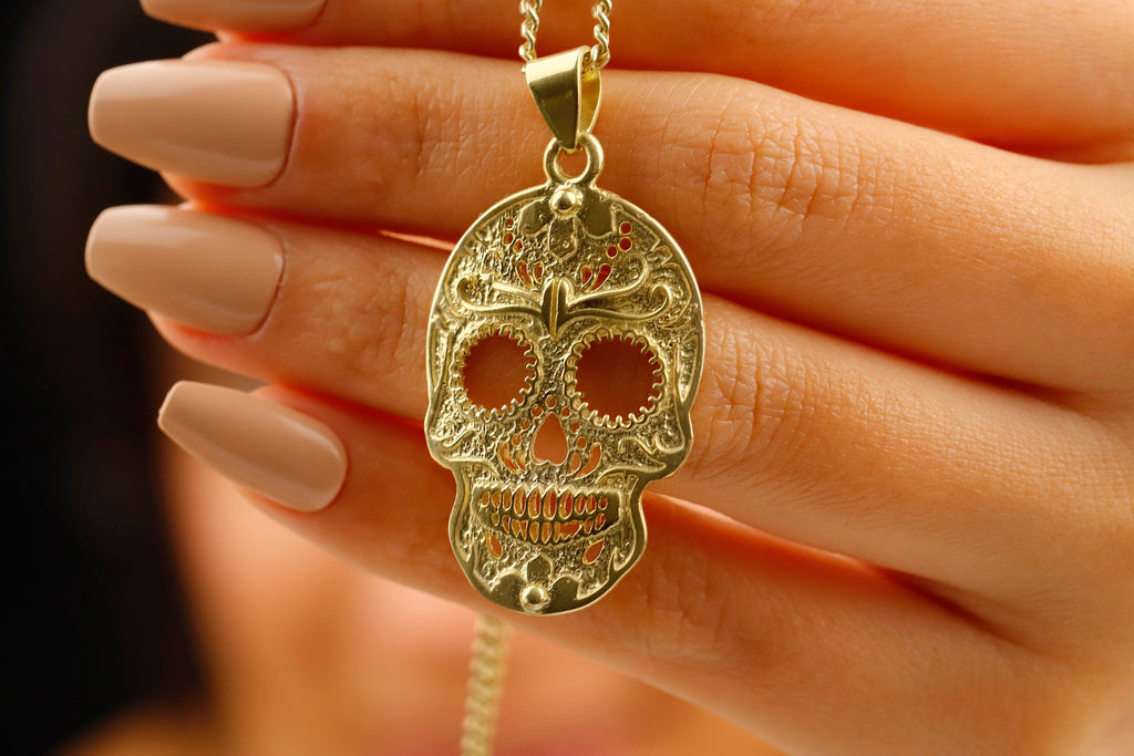 Eternal Edge Skull Necklace - Bold Design for Fearless Souls
