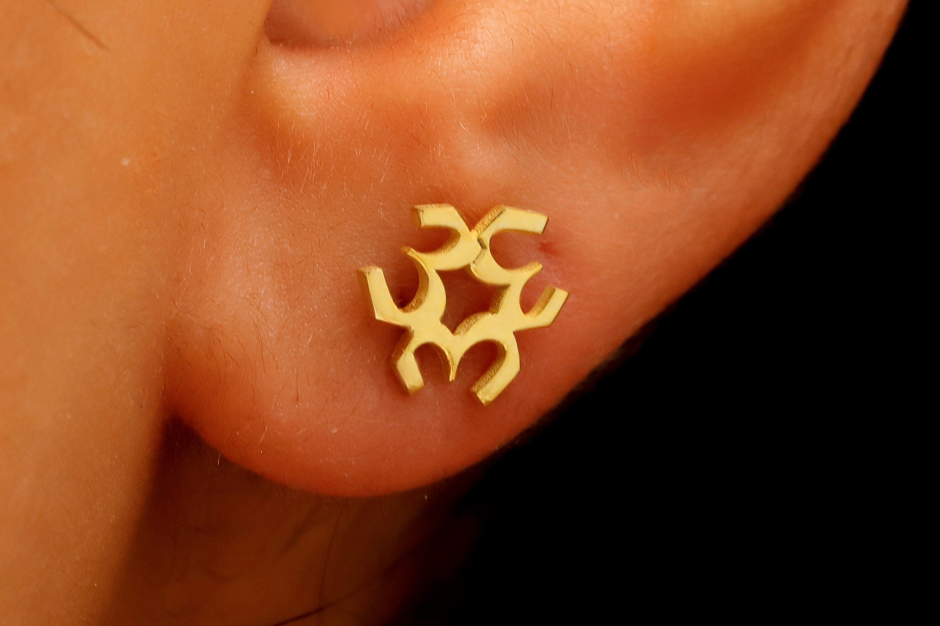 Angel Aura Unique Stud Earrings - Embrace Your Purpose with Sparkling Angel Numbers