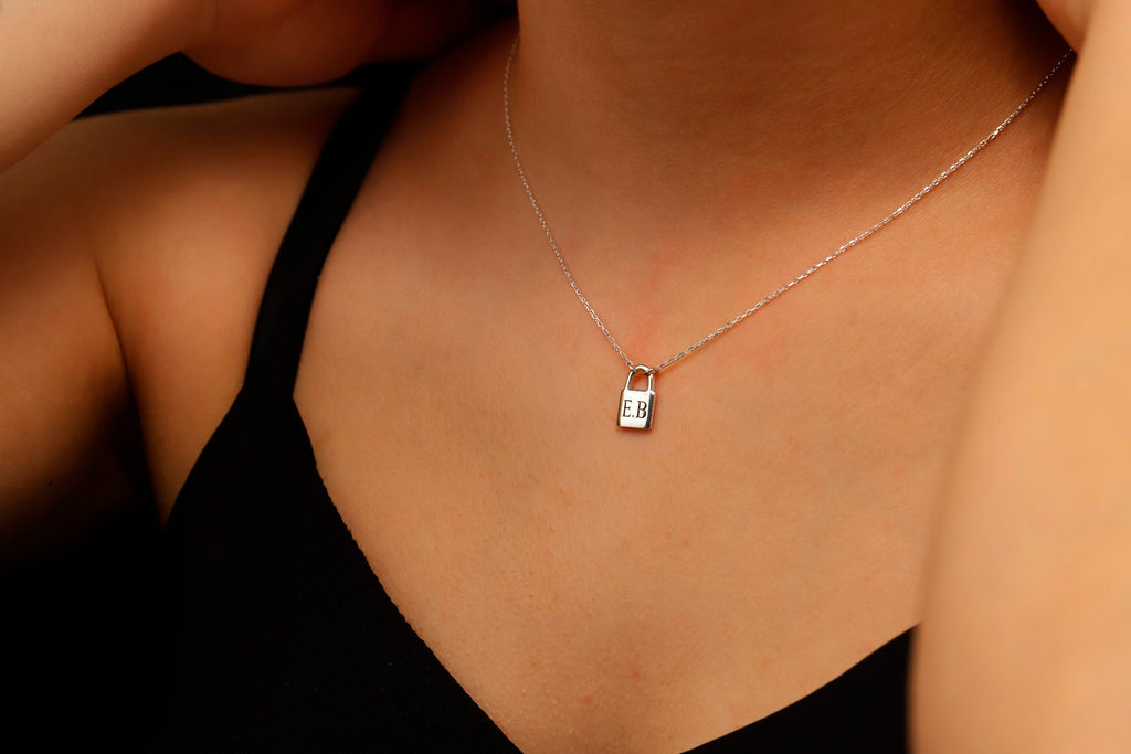 Unlock Your Style with Our Dazzling Padlock Necklace - A Statement of Confidence
