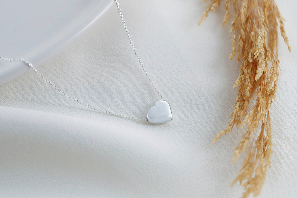 Heartfelt Charms Puffy Heart Pendant Necklace - A Dazzling Expression of Love