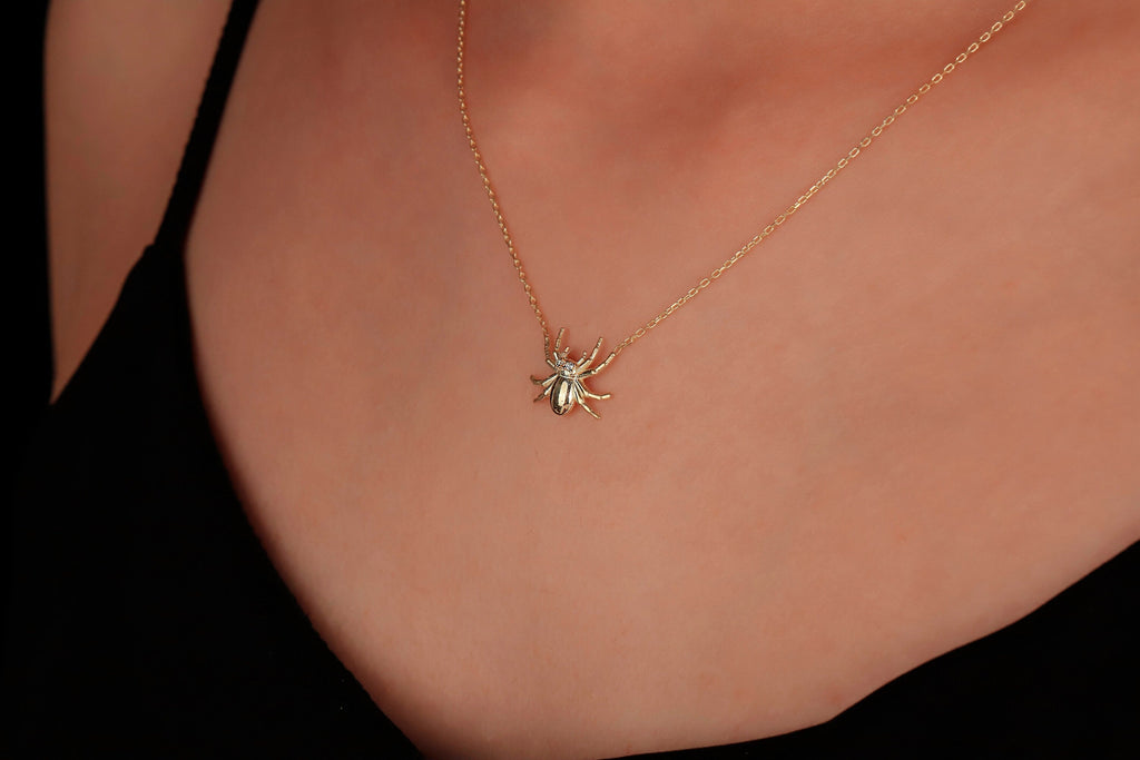 Gothic Realistic 3D Spider Necklace - Dainty 925 Sterling Silver Bug Jewelry for a Unique Statement