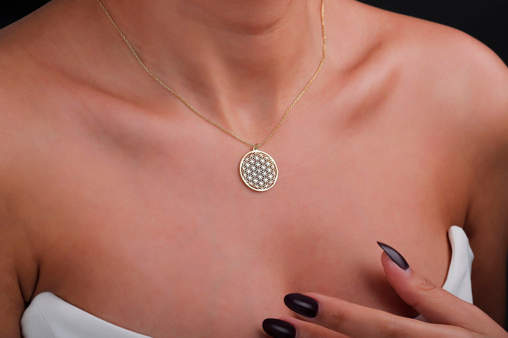 Life Harmony Flower of Life Pendant Necklace - Radiate Positive Energy and Connection