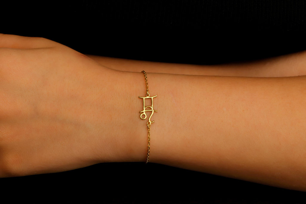 Zodiac Connection Bracelet - Sterling Silver Interlocking Design for Astrology Lovers