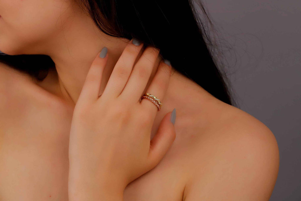 Twisted Rose Gold Diamond Ring Set - Sparkling Pave Design for Stunning Stacking