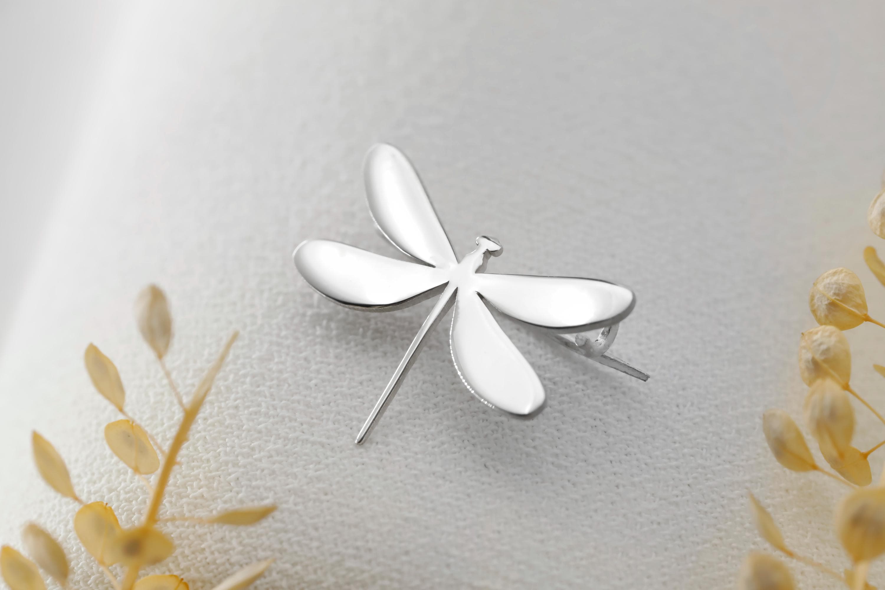 Elysian Designs Dragonfly Brooch in 925 Sterling Silver - A Stunning Symbol of Transformation