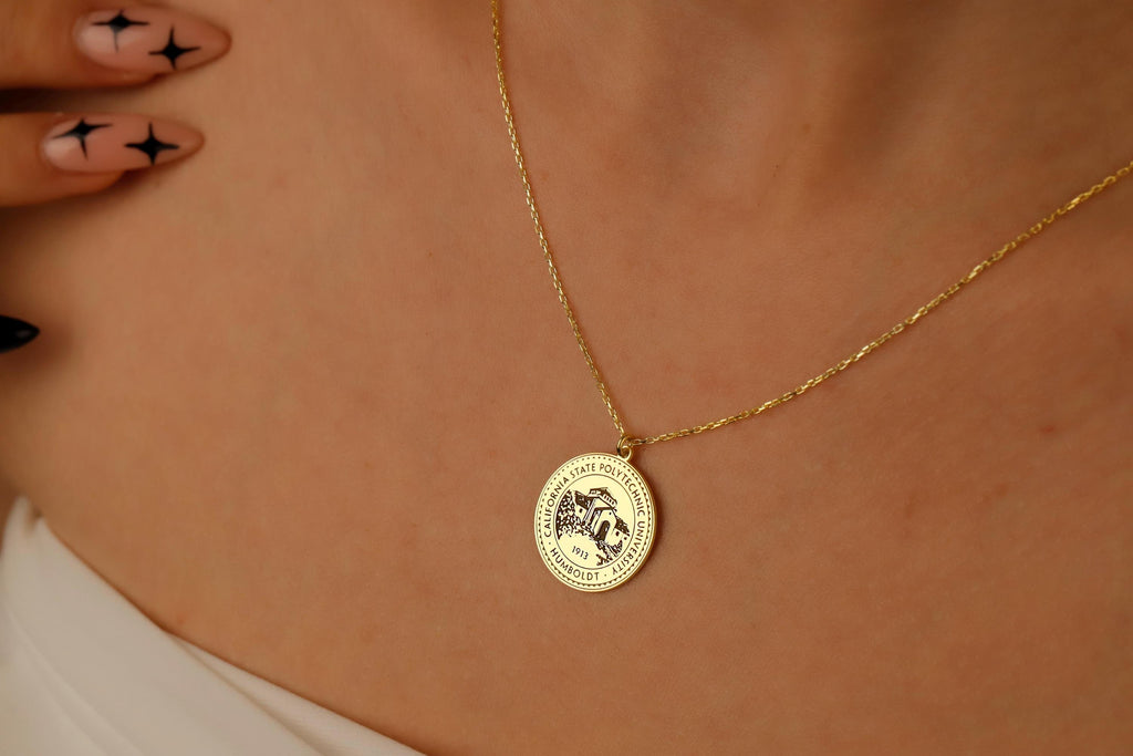 Custom Graduation Logo Necklace - Celebrate Your Achievement with a Personalized Touch