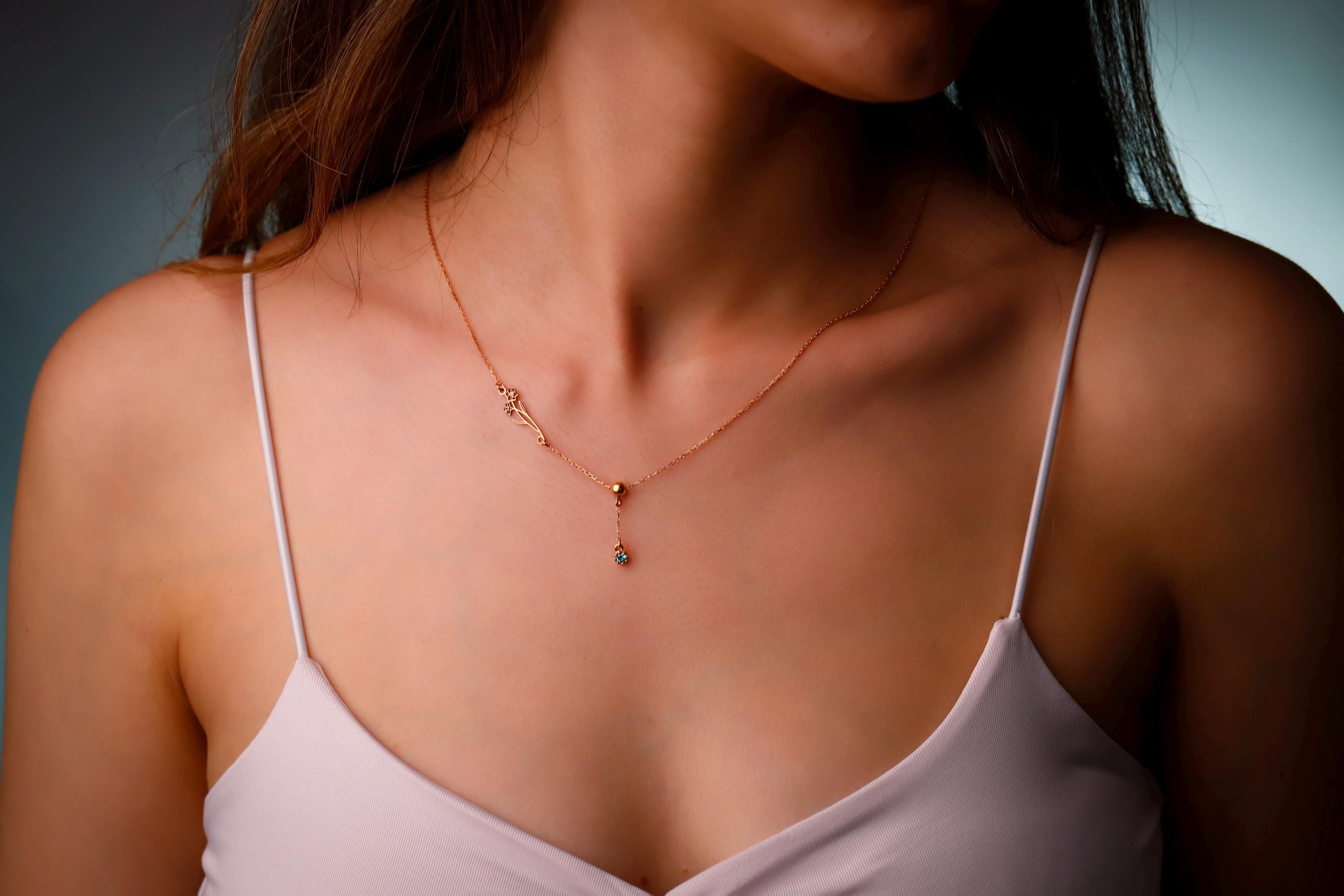 Luxe Bloom Birth Flower Necklace - Personalized Gold & Silver Lariat with Gemstone Drop