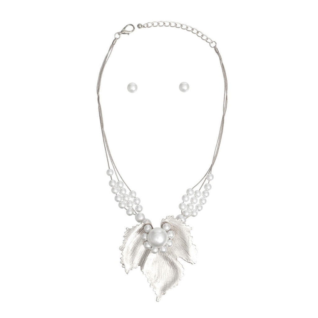 Women’s Necklace Silver Chain Pearl Leaf Pendant Stylish Jewelry Set