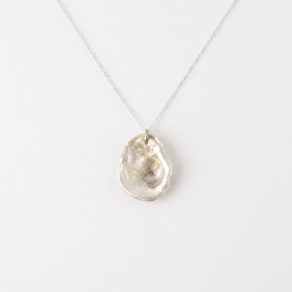 Oyster Shell Necklace ~ Ofelia