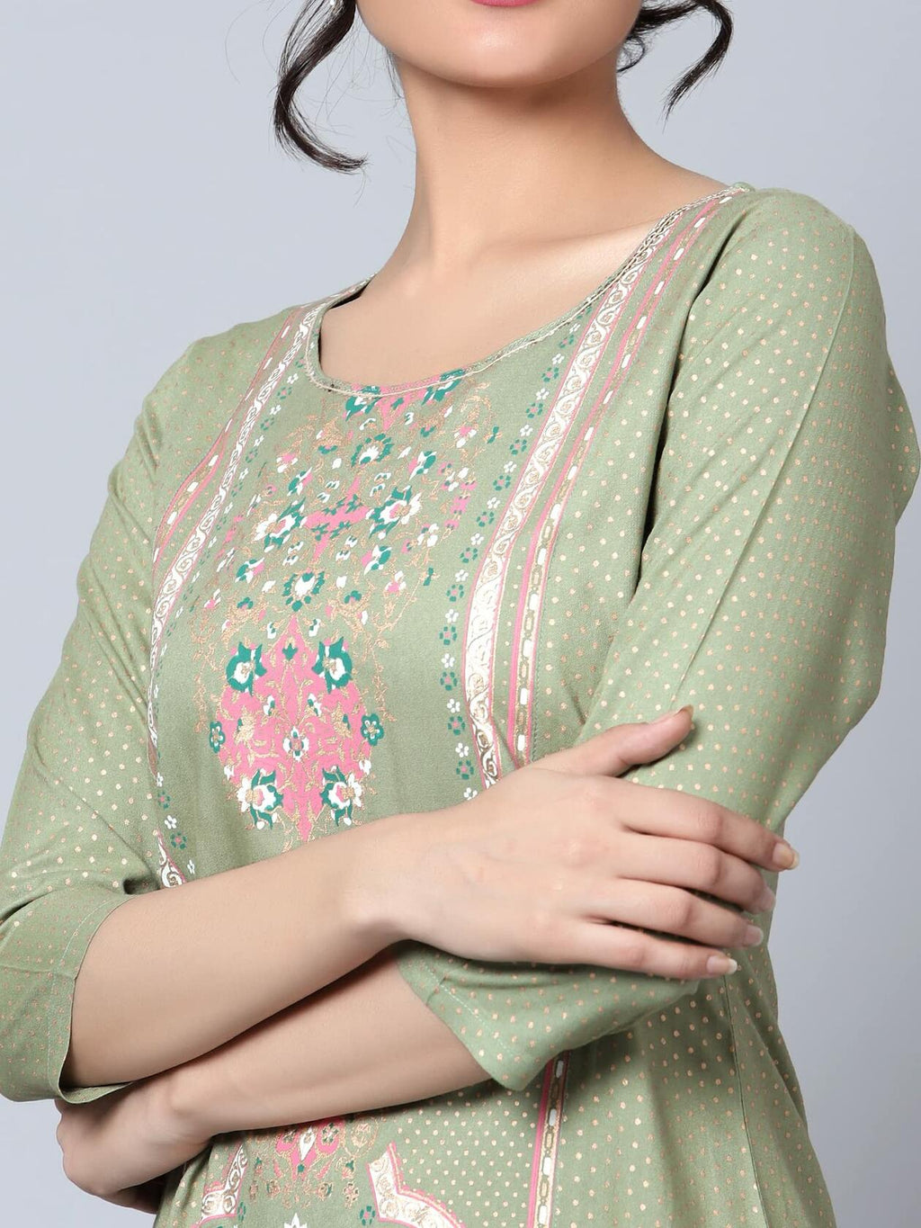 [Like New] Bani Women Rayon Embroidered Kurta Pant Dupatta Set Green Size XX-Large